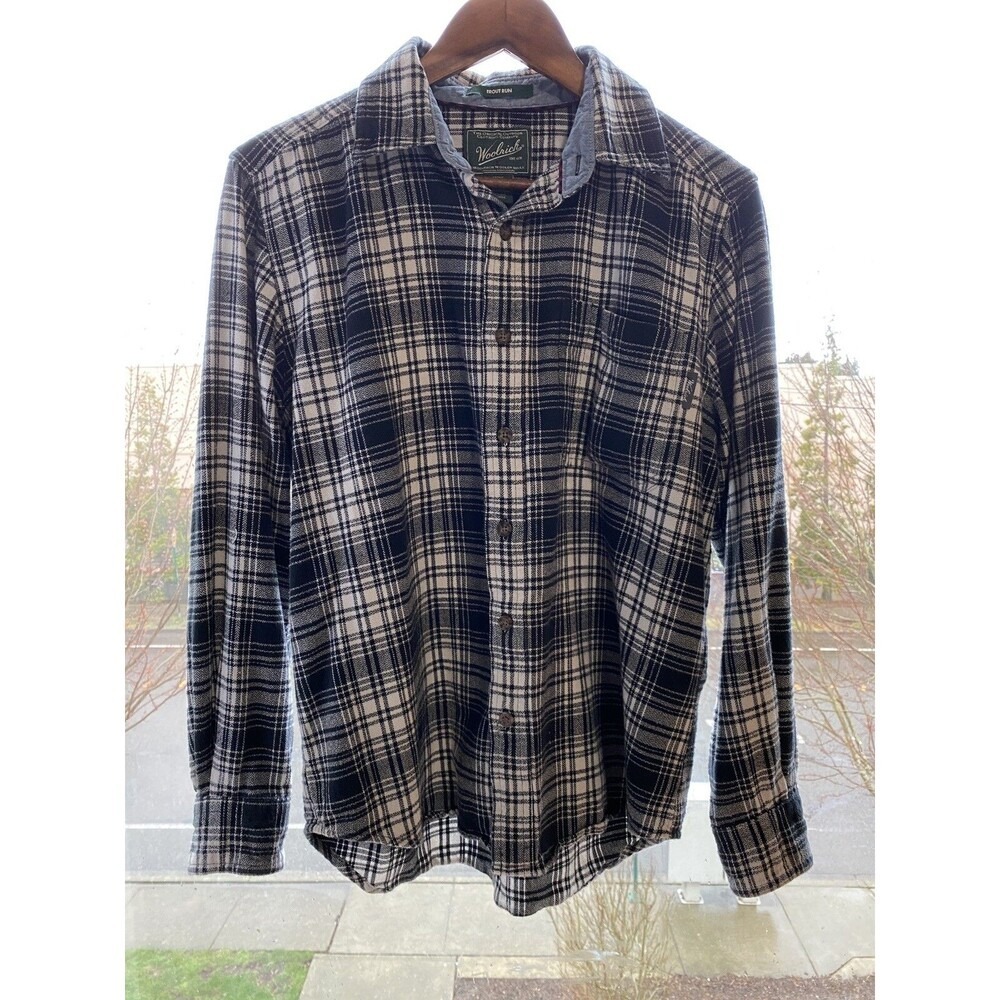 Woolrich Trout Run Men's Button Down Shirt Medium Plaid Black Cotton Long Sleeve